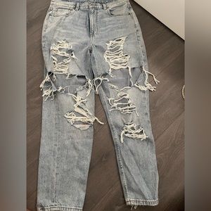 American eagle ripped mom jeans, light wash